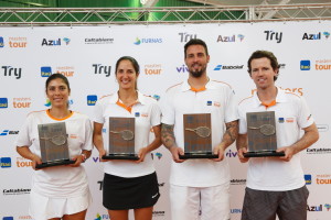 Campeões da etapa de Brasília do Itaú Masters Tour 2015 (Foto: Nelson Toledo/Fotojump)