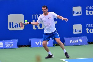 Jábali venceu, ao lado de Carlsson, antes da chuva (Foto: João Pires/Fotojump)